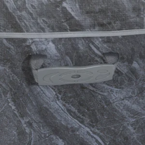 close_up_of_the_jacuzzi_helper_handle_7315 Jacuzzi ogrodowe Bestway Boracay AirJet 4-osobowe 180 × 66 cm