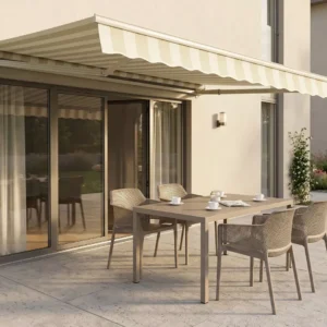 markiza-tarasowa-classic-bialo-bezowa-300x250cm-aranzacja Markiza tarasowa Gutroof Classic 300 × 250 cm White/Taupe