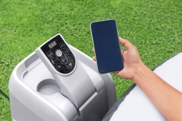 spa_pump_with_an_intuitive_display_and_built_in_wifi_module_6c66 Jacuzzi ogrodowe Bestway Boracay AirJet 4-osobowe 180 × 66 cm