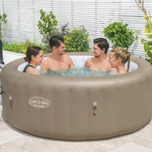 summer_visualization_of_jacuzzi_with_friends_on_the_terrace_4340 Jacuzzi ogrodowe Bestway Palm Springs AirJet 4–6 osób 196 × 71 cm