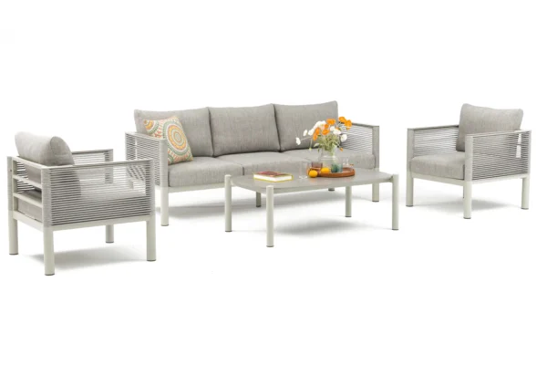 Zestaw mebli ogrodowych GENEVA PREMIUM Melange Grey z sofą, dwoma fotelami i stolikiem kawowym o szarej plecionej konstrukcji Zestaw mebli ogrodowych GENEVA PREMIUM Melange Grey z sofą, dwoma fotelami i stolikiem kawowym o szarej plecionej konstrukcji