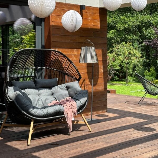 Fotel ogrodowy Holand dwuosobowy – czarny – aranżacja