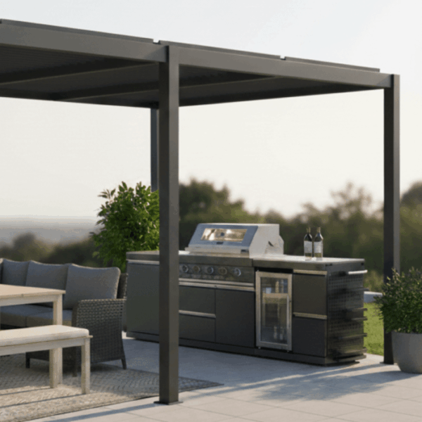 Kuchnia ogrodowa BBQ Line GB411A z grillem i lodówką – aranżacja Kuchnia ogrodowa BBQ Line GB411A z grillem i lodówką – aranżacja